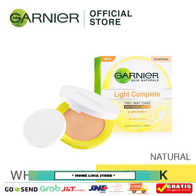Garnier Light Complete Two Way Cake Foundation Whitening Matte SPF 25 / PA ++ Make Up - Natural