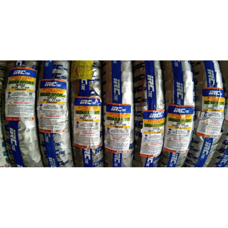 Ban Luar IRC 80/90 Ring 17 Tubeless