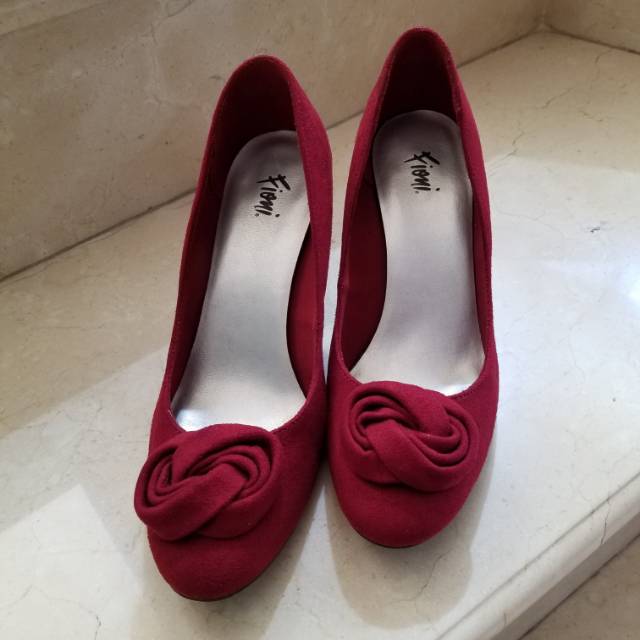 Heels pump merah maroon