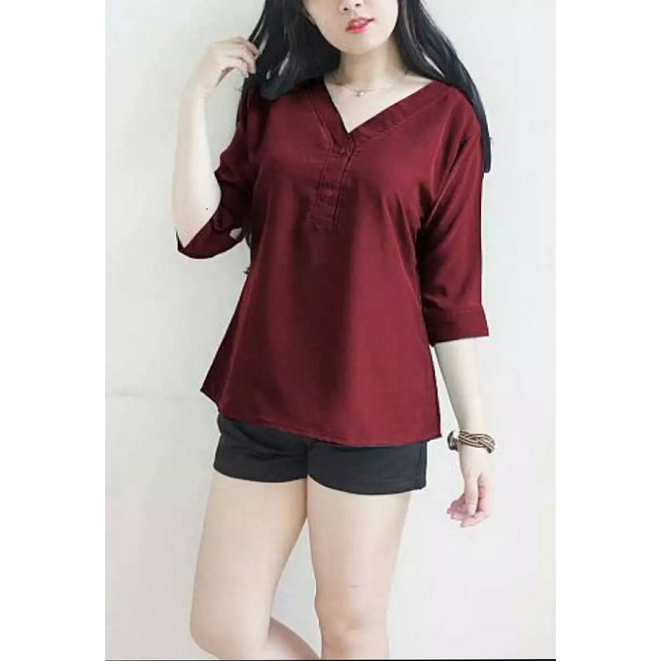 Blouse Wanita Catlyn Bahan Mosscrepe-Maroon, XXL