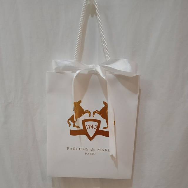 

PARFUMS DE MARLY AUTHENTIC PAPERBAG with Ribbons