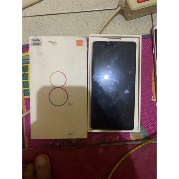xiomi mi 8 SE 6/64 minus lcd