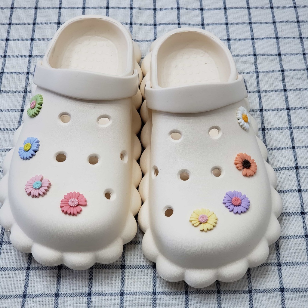 @shinydiy 8pcs Kancing Sepatu Bentuk Bunga Daisy crocs / jibbitz / Button crocs / Charm / DIY | asesoris wanita｜crocs jibbitz