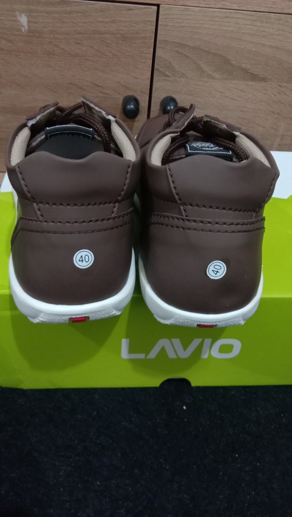  sepatu  casual  pria original lavio  arnold new termurah 