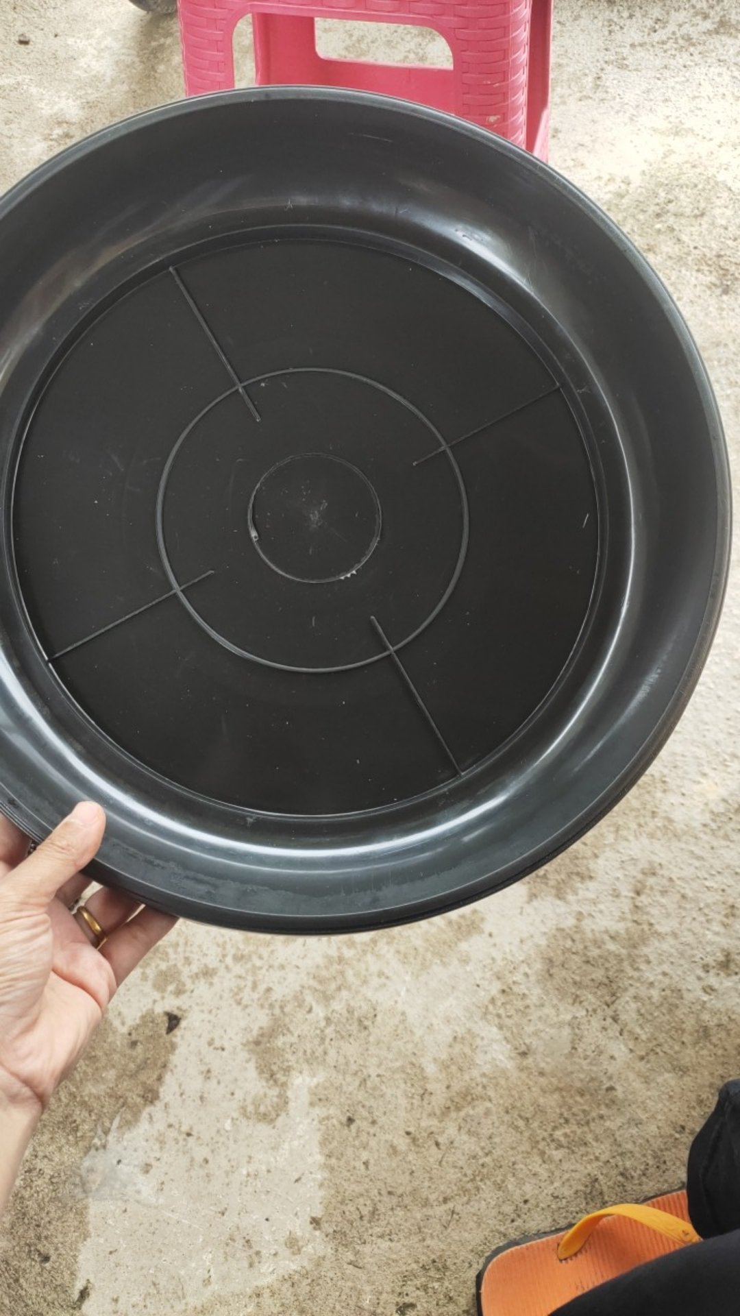 Tatakan Alas Untuk Pot Diameter Bp 40-60 Cm Hitam