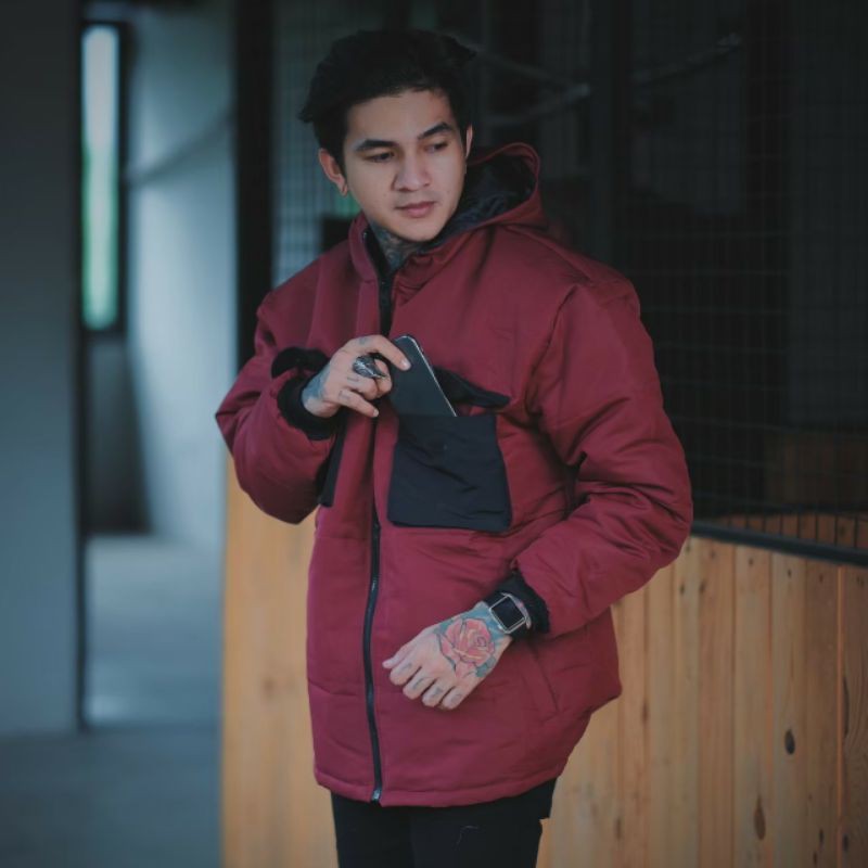 WOLV ORIGINAL JAKET PUFFER Jaket Outdoor pria jacket taslan warna maroon saku hitam seri art WP02