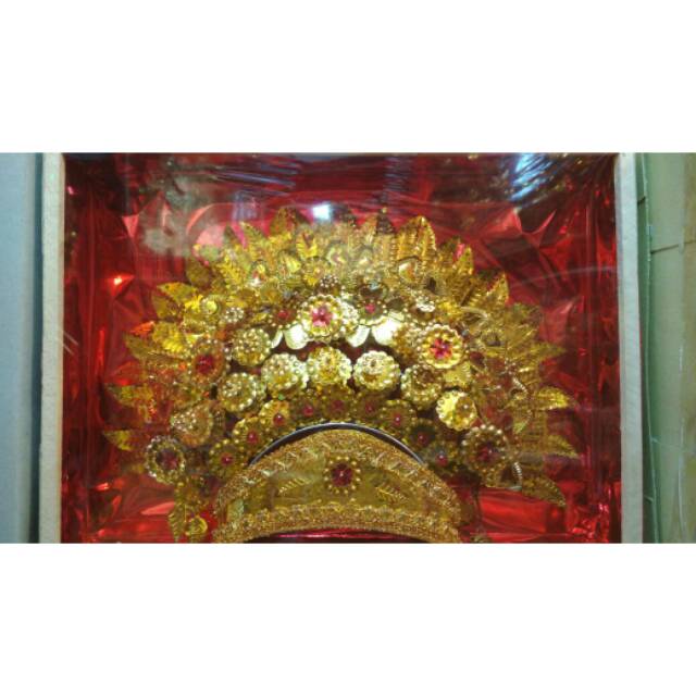 sunting atau suntiang anak minang