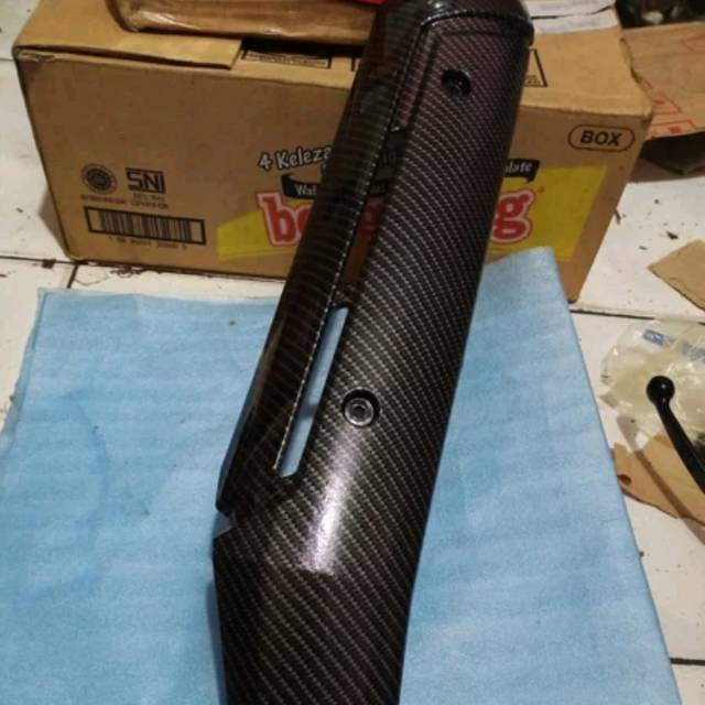 TUTUP KNALPOT TAMENG KNALPOT VIXION NEW R15 OLD VIXION R KARBON BAHAN ORIGINAL PART YMM