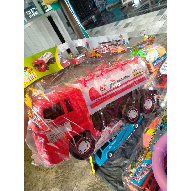 mobil pertamina mainan anak
