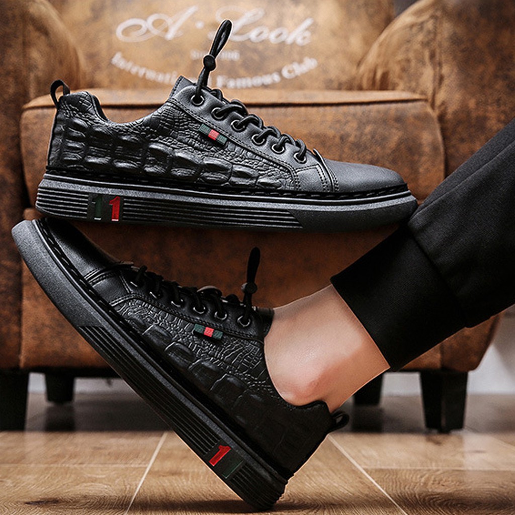 Sepatu Pria & Wanita Sneakers Kasual Crocodile OutdoorsMen Sepatu Kasual Kulit Buatan G-119