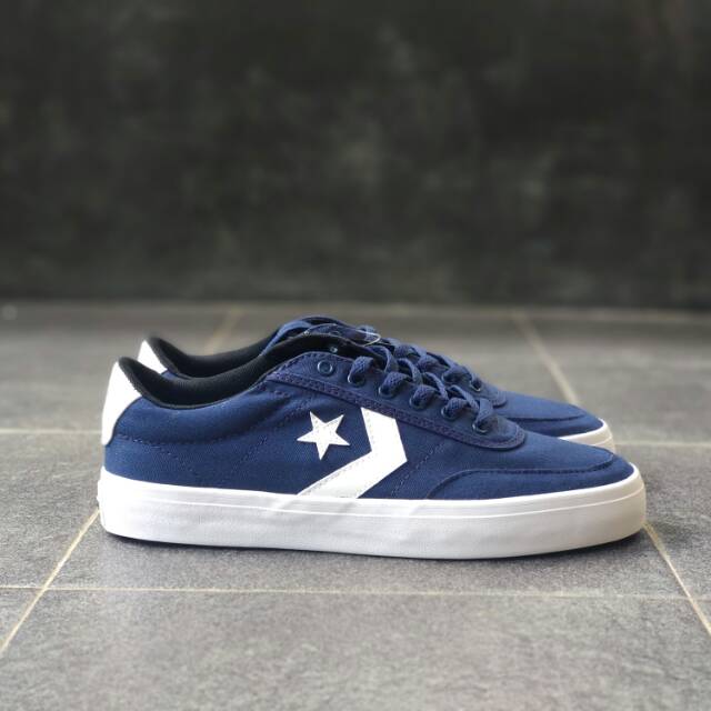 Converse Courtlandt Original