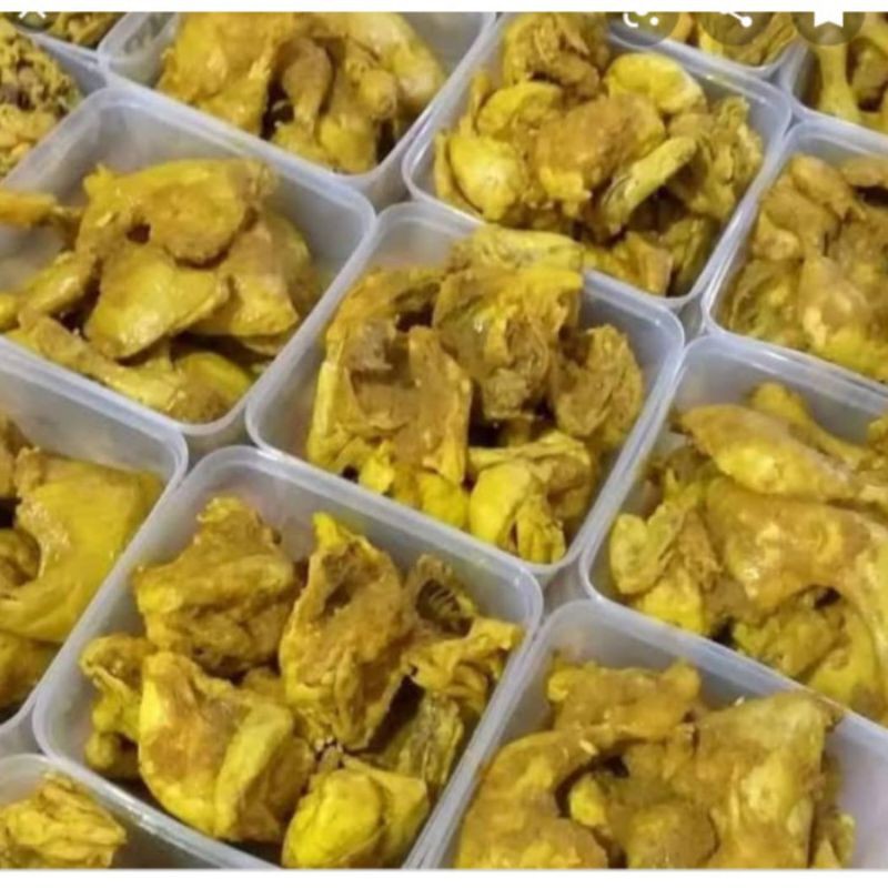 

1 Ekor Ayam Ungkep Bumbu Kuning