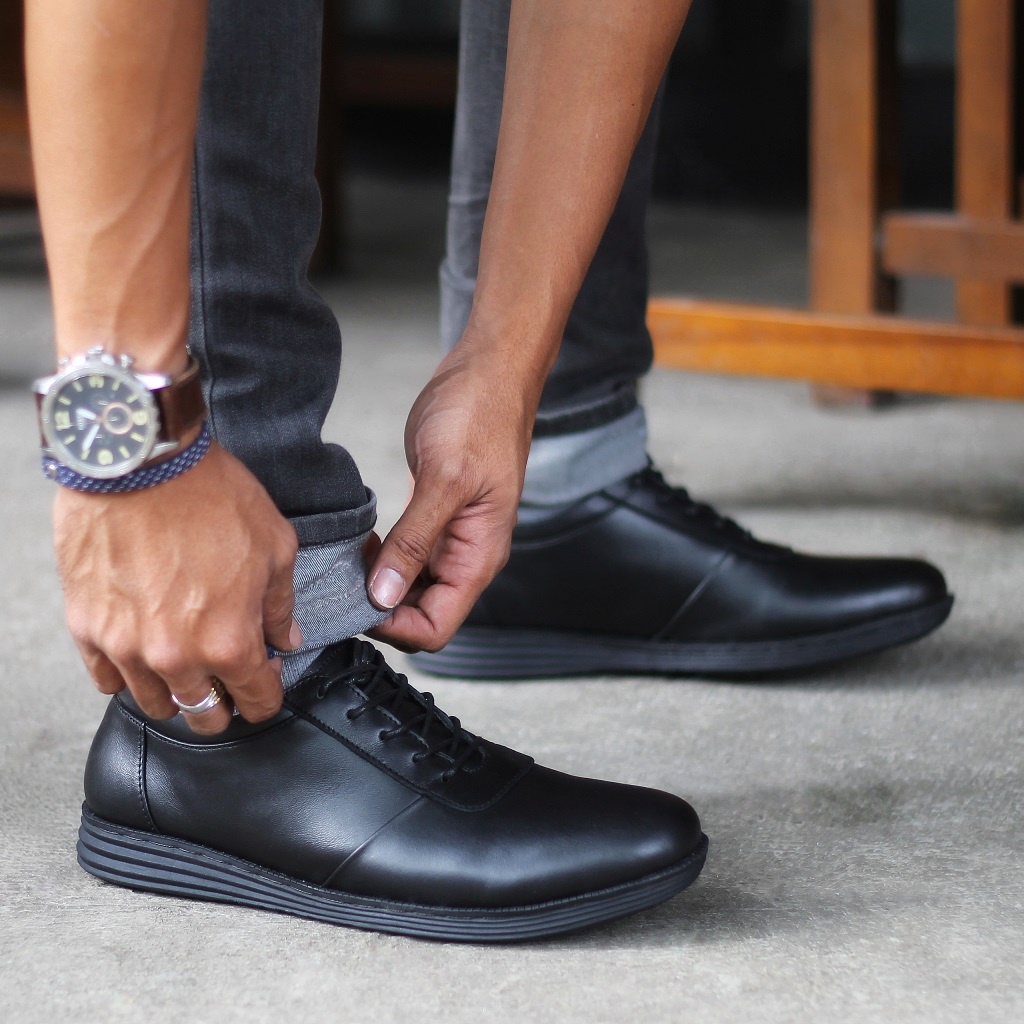 ACCENT BLACK ORIGINAL x REYL MAN Sepatu Kulit Sapi Asli Hitam Pria Pantofel Formal Casual Tali Kerja Kantor Dinas Resmi Guru Kantoran Pesta Undangan Wedding Kondangan Nikah Kuliah Modern Casual Oxford Derby Genuine Leather Footwear Keren Terbaru Branded