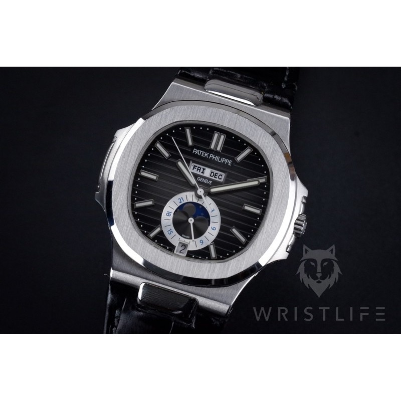 SECOND Patek Philippe Nautilus moonphase