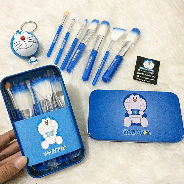 Kuas makeup brush set Doraemon