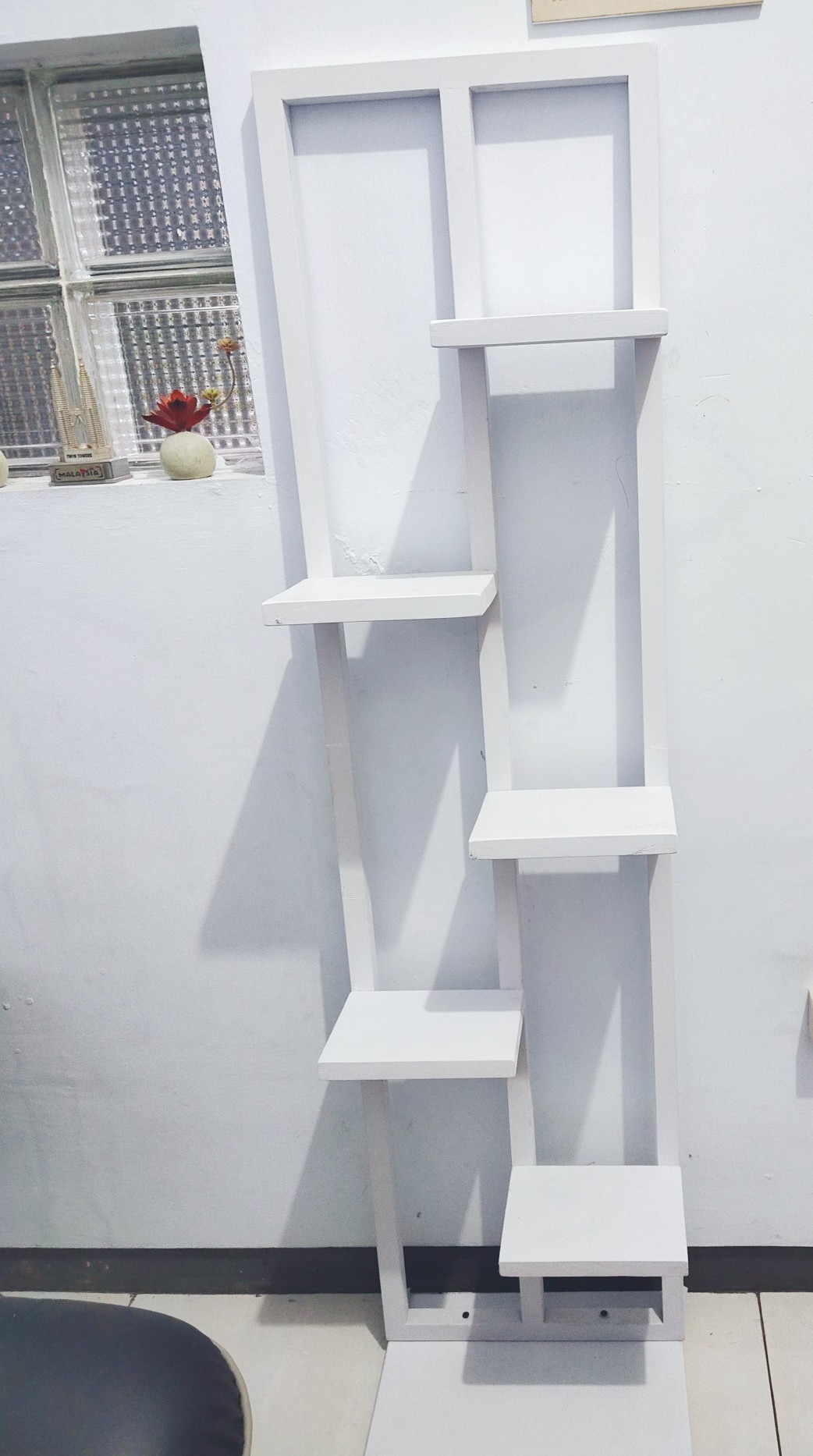 Rak Bunga Besi Kayu 6 Lantai