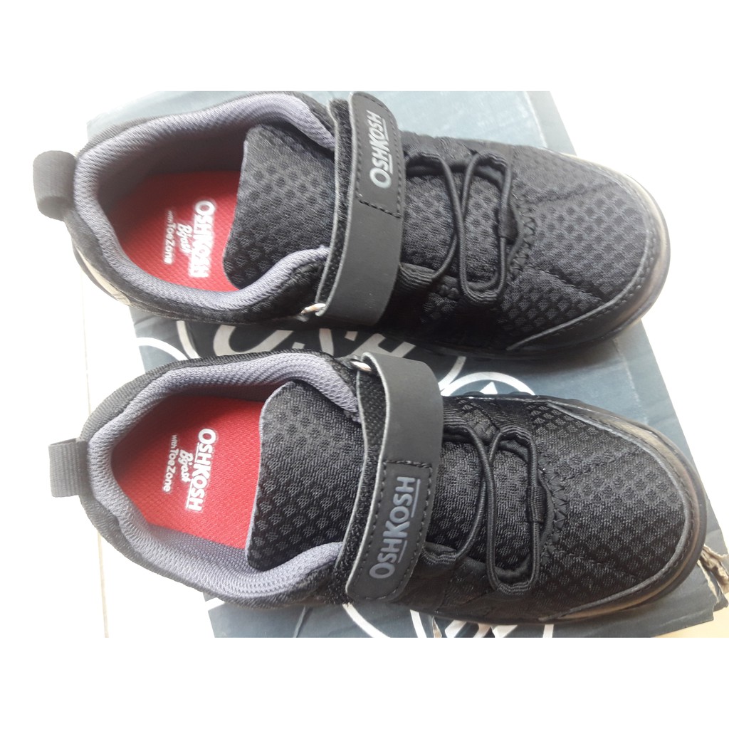 Sepatu Anak Cowok OshKosh ToeZone Warna Hitam Original