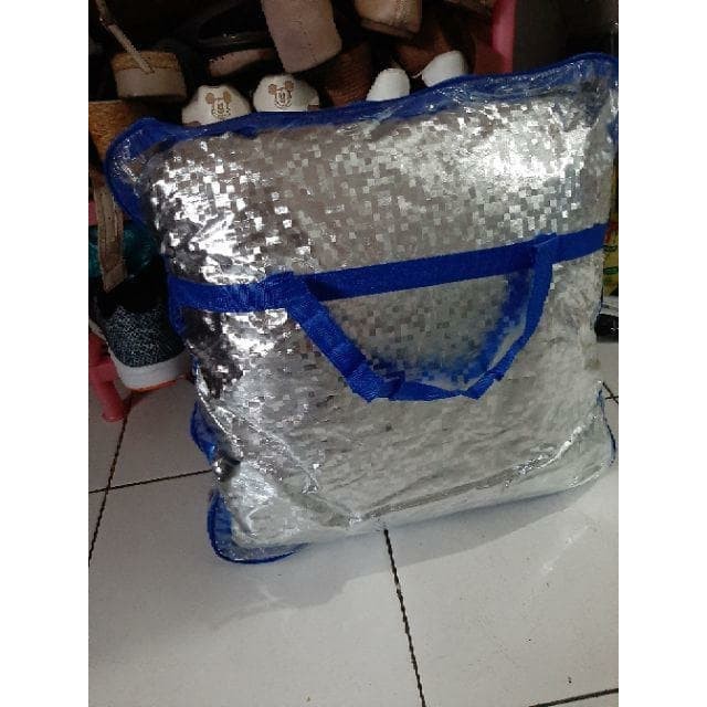 OUTDOOR body cover mobil serena sarung mobil serena putih anti luntur anti panas 2 lapis
