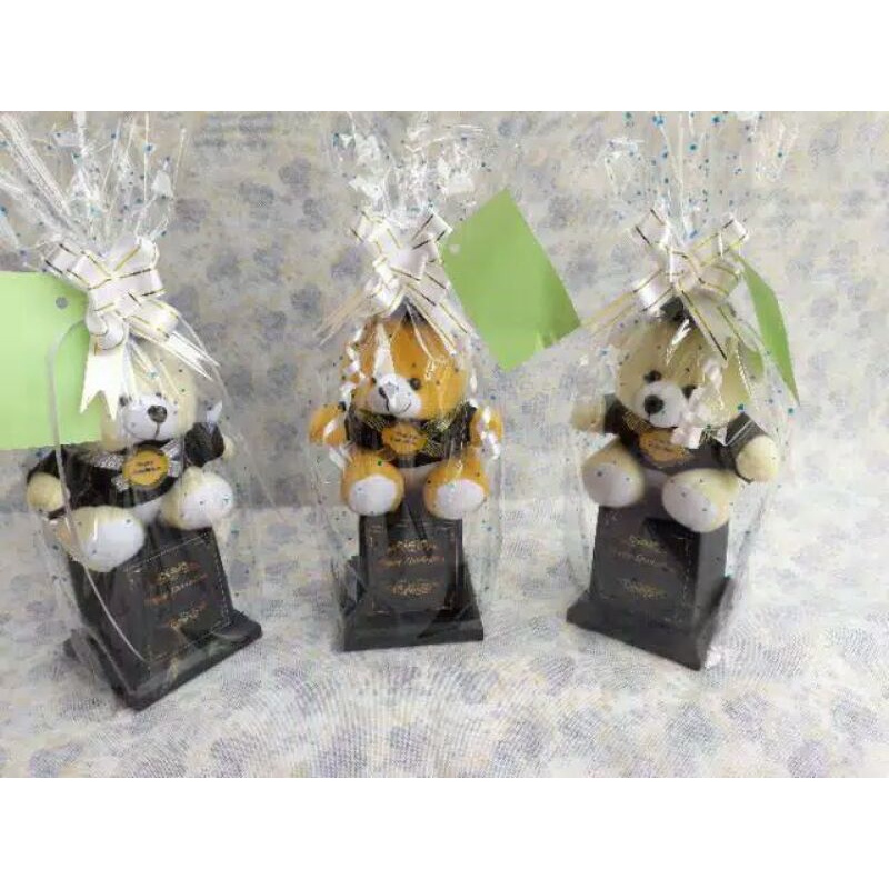 PIALA BONEKA/ TROPHY WISUDA/HADIAH WISUDA/Piala boneka/ BONEKA MURAH/ BONEKA WISUDA
