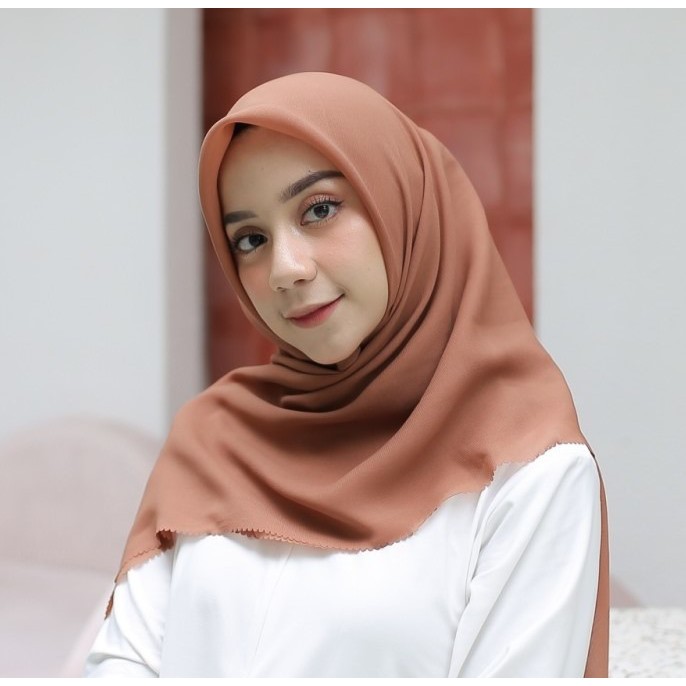 TURUN HARGA !! HIJAB BELLA LASERCUT / KERUDUNG BELLA LASERCUT / JILBAB KEKINIAN DAN TERHITS-KUNING