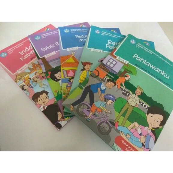 

❤BISA COD❤ Paket Kelas 4 SD Semester 1 Revisi 2017 ( 5 Tema )