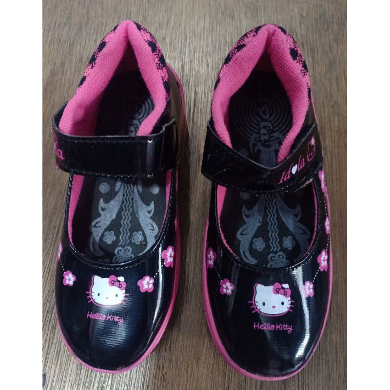 Sepatu anak Hello Kitty/Sepatu Sekolah