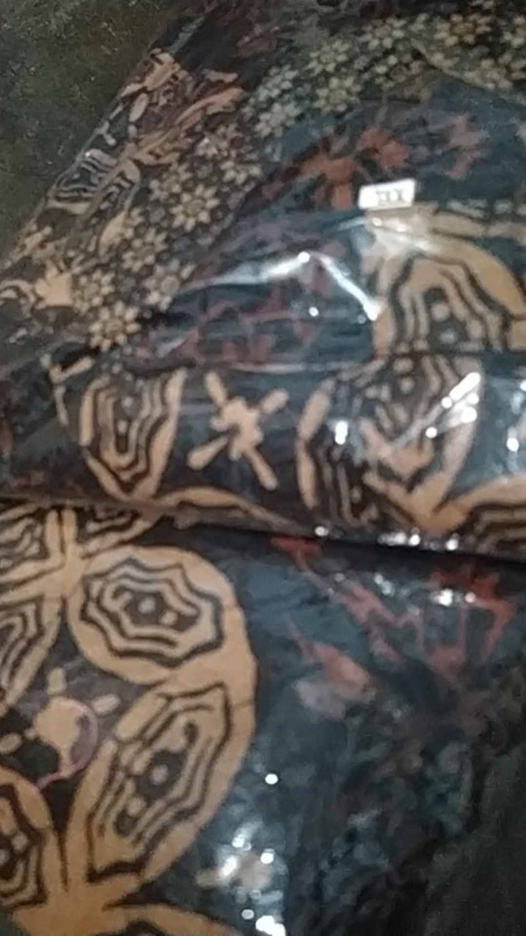 Seragam Keluarga Batik Couple Terbaru 2021