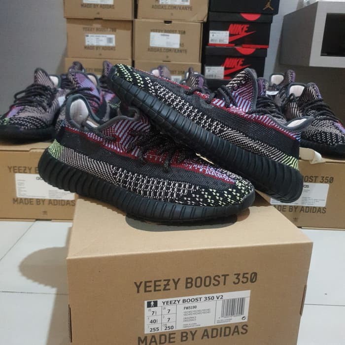 harga yeezy yecheil