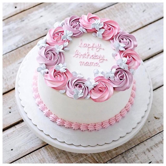 

Buttercream Birthday Cake/Kue Ulang Tahun Custom/Kue Tart Murah/Birthday Cake Karakter Elegan