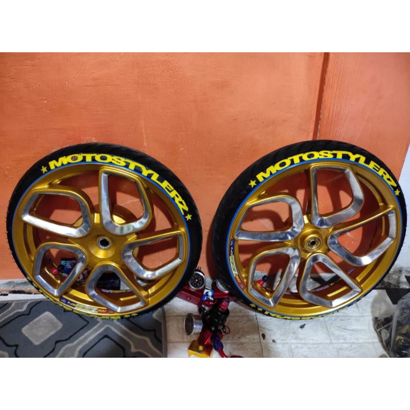 second veleg chemco ring 14 UK 225 & 250 + ban UK 50/100 rata