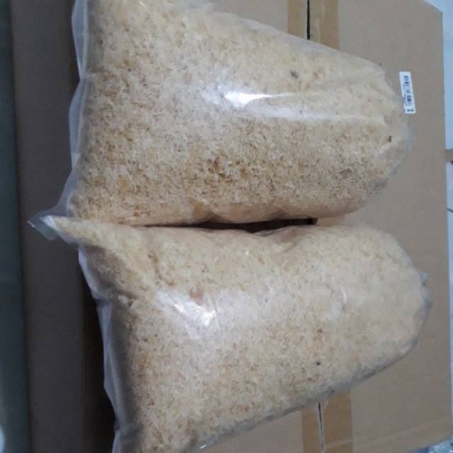 

Kelapa parut kering campuran bikin kue 500 gr