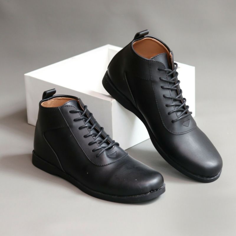 VALYRIAN | Sepatu Boots Pria Fashion Vintage Kasual Kerja Formal Outdoor Touring Original Handmade