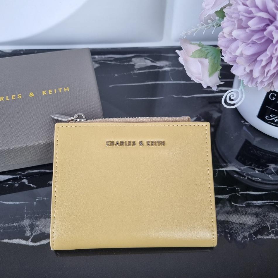 Diskon s/d 20% DOMPET CK WALLET KAROL MINI TOP ZIP - CK070