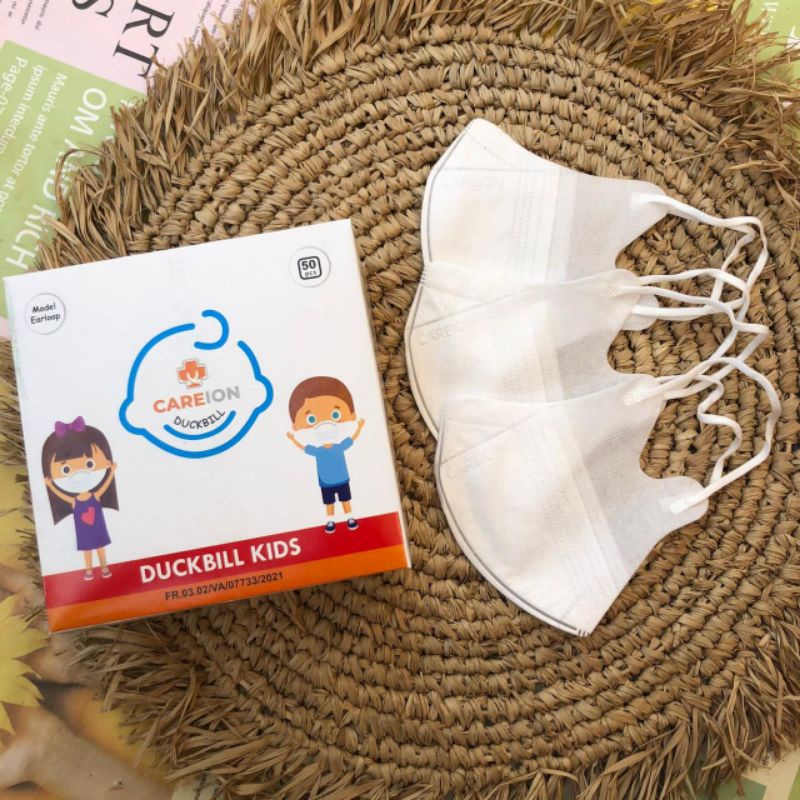 MASKER DUCKBILL ANAK CAREION POLOS HITAM &amp; PUTIH 1 BOX ISI 50 | UNTUK USIA 4-12 TAHUN