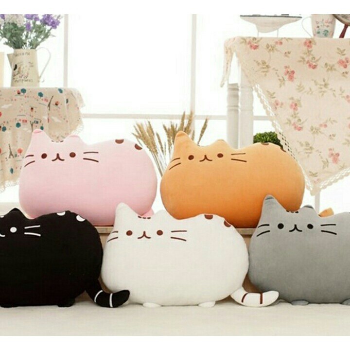 BANTAL KUCING PUSHEEN CAT GREY PINKY HALUS SOFT BESAR 60 X 30 cm