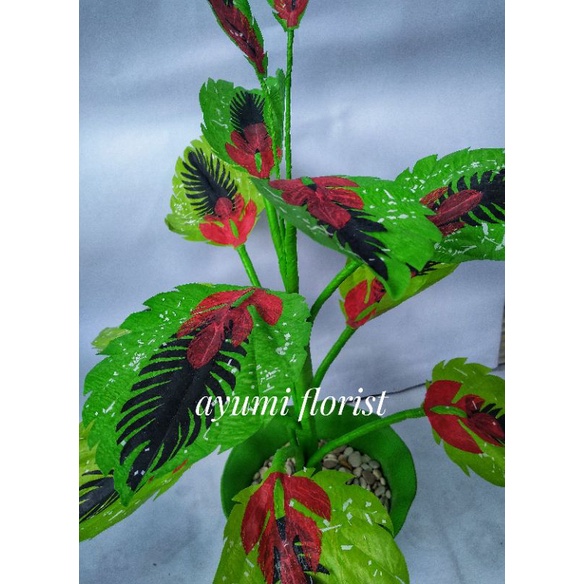 Bunga hias keladi handmade dari plastik kresek prakarya free pot  ukuran jumbo awet dan tahan lama