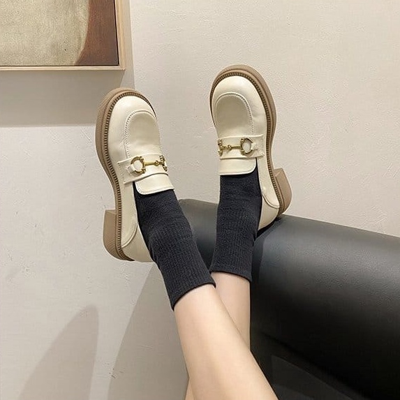 SEPATU LOAFERS WANITA / SEPATU DOCMART CREAM '' ZELINE '' PREMIUM 2255