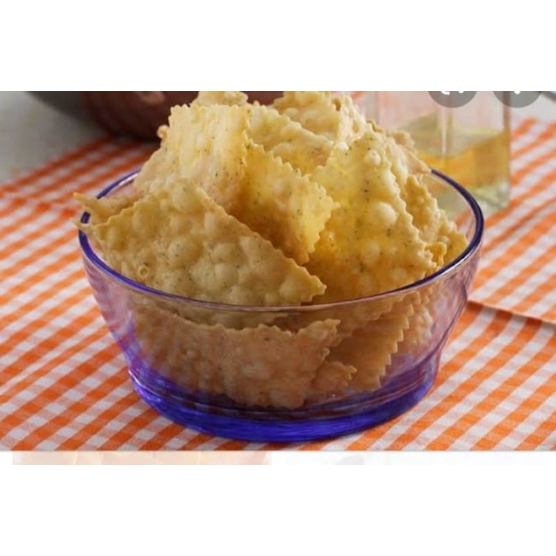 

KERIPIK BAWANG GURIH HOME MADE 500 GR ZAYBA SNACK