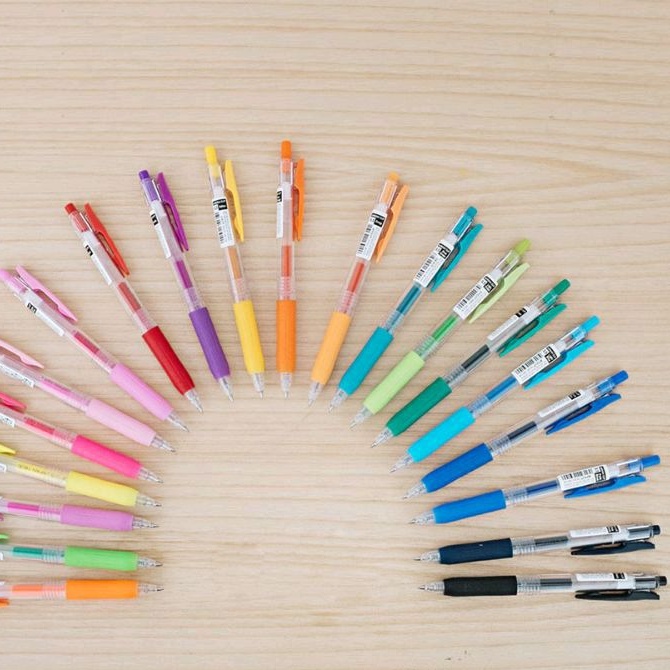 

Pulpen Zebra Sarasa Clip 0.5 MM