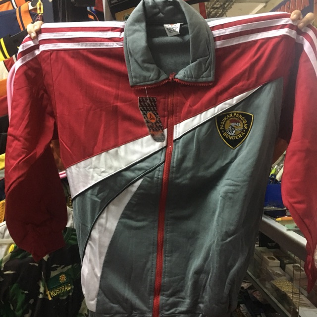 stelan trening paskibra