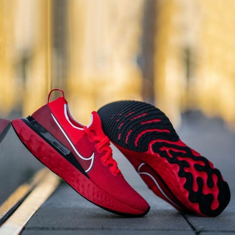 nike react infinity red