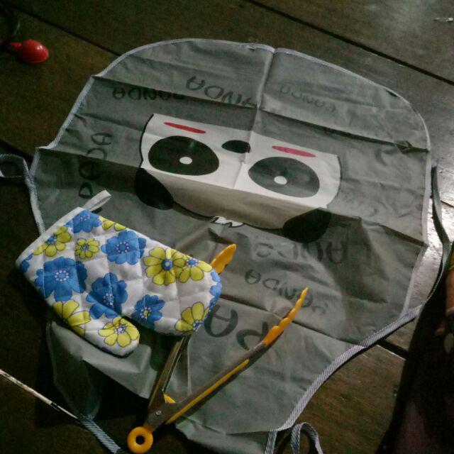 Paket 8 Isi 3 Produk Perlengkapan Masak Apron Karakter Sarung Tangan Oven Dan Capit Makanan