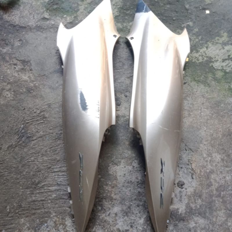 cover dek kanan kiri body belakang honda pcx 150 original second murah