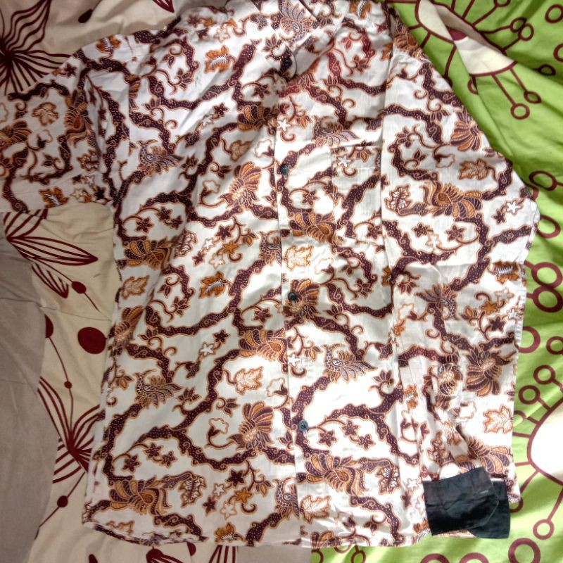 PRELOVED KEMEJA PRIA LENGAN PANJANG