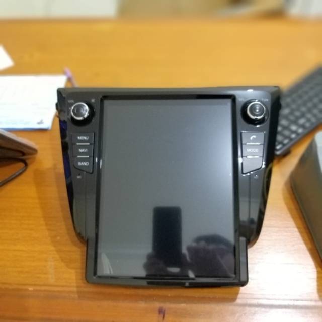 Head Unit Tesla Android OS7 Merk Tomiko Layar 12inch Head Unit Tesla Android OS7 Merk Tomiko Layar 12inch