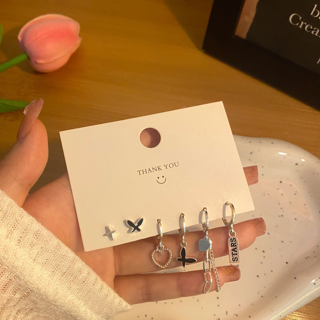 6pcs / Set Anting Tusuk / Bulat Motif Hati / Beruang / Bintang Aksen Berlian Imitasi Untuk Perhiasan Wanita