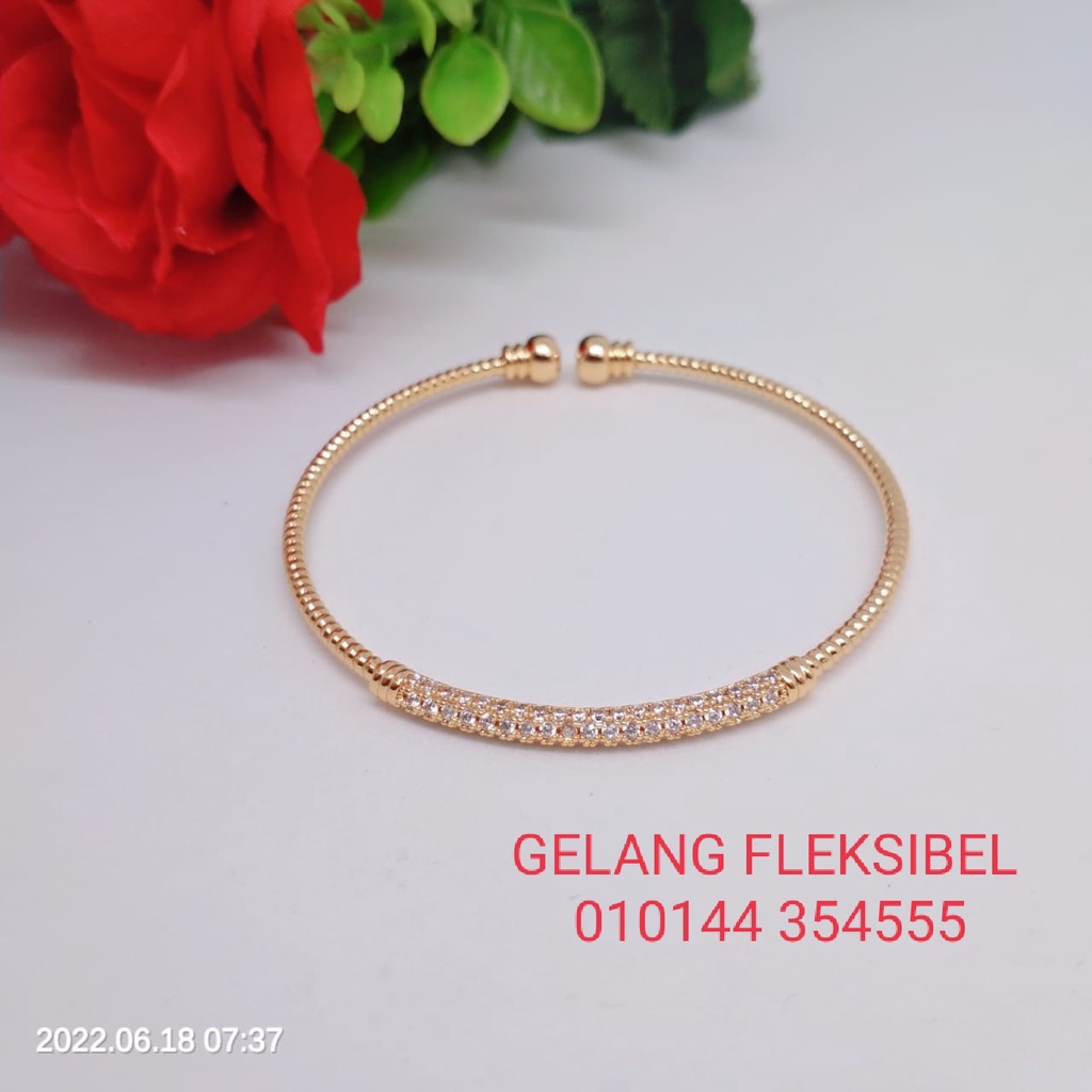 Gelang Tangan Fleksibel Bangle Wanita Titanium Xuping Perhiasan Aksesoris Fashion Lapis Emas Anti Karat