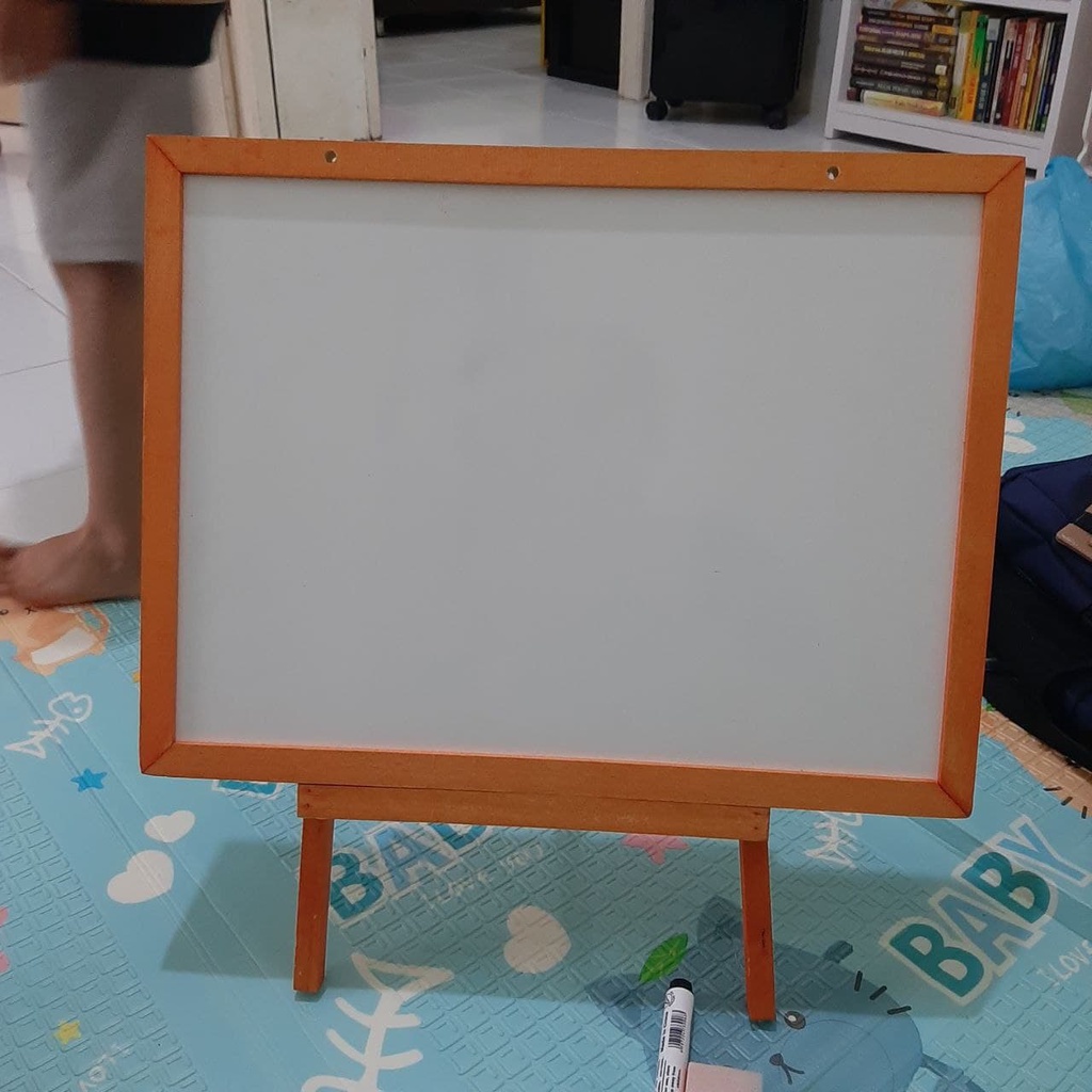 

Papan Tulis Anak