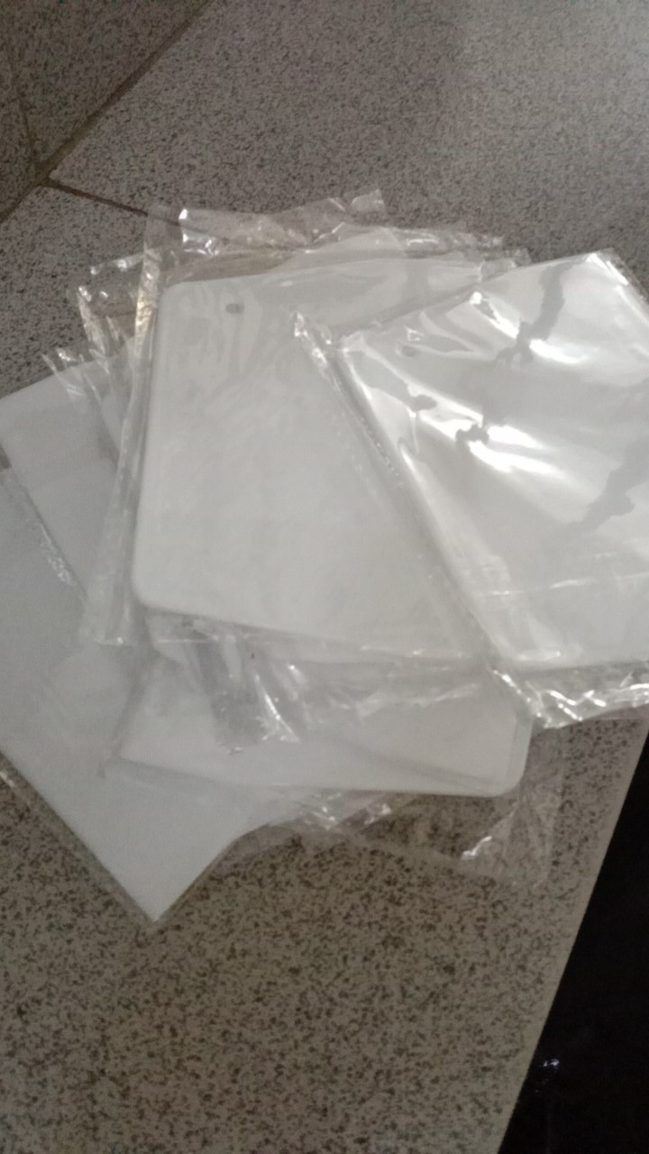 Scrapper Trapezium Perata Adonan Kue