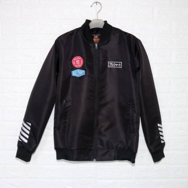 Jaket taslan black bullshirt original brand